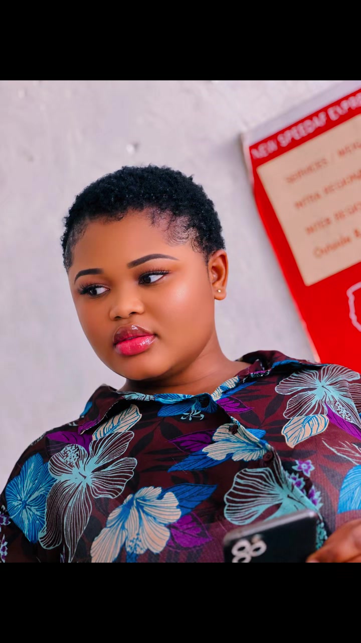 @MISS 💕AKUA 🤭💕
