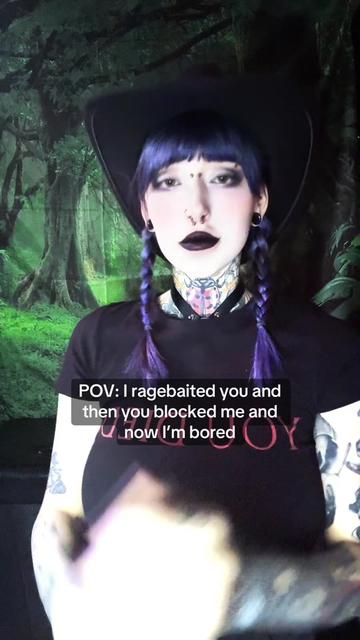 @IG gothmommylilli