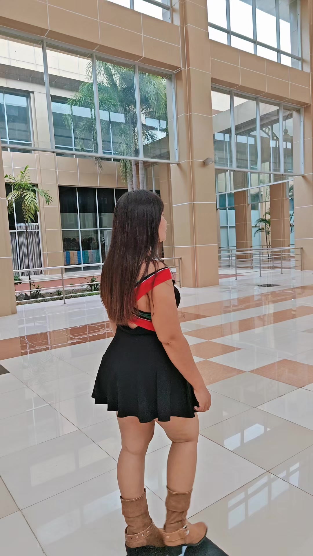 @🦋Song Laypyay Hnin (official)
