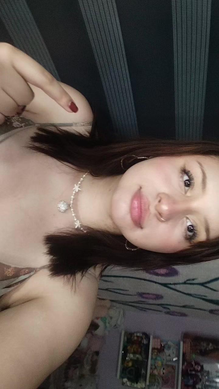 @Vickiss✮⋆˙