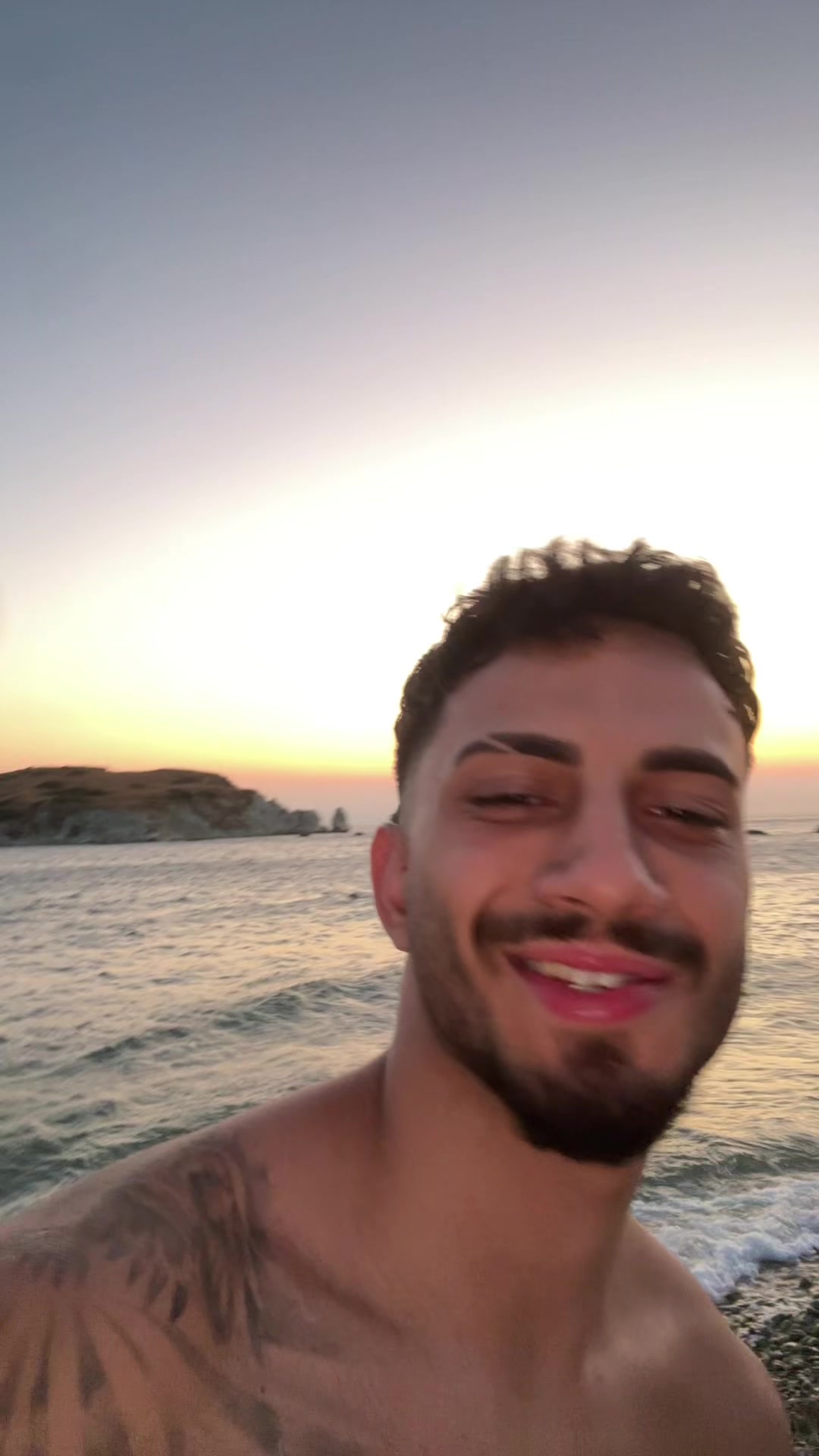 @Kaan G&uuml;nezer                🪳