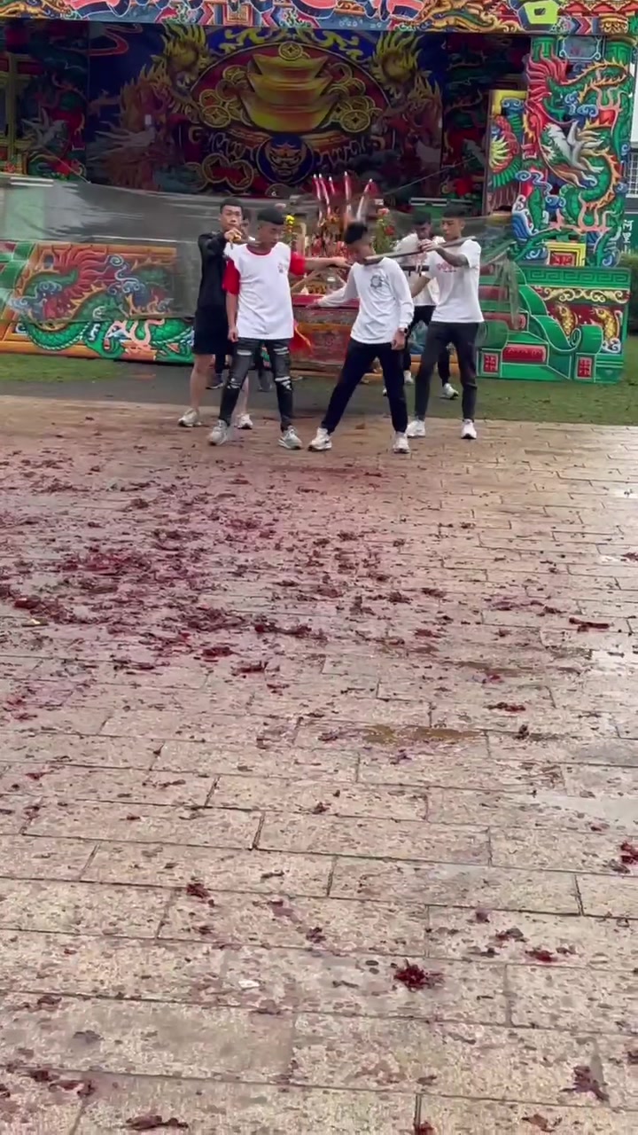 @逸