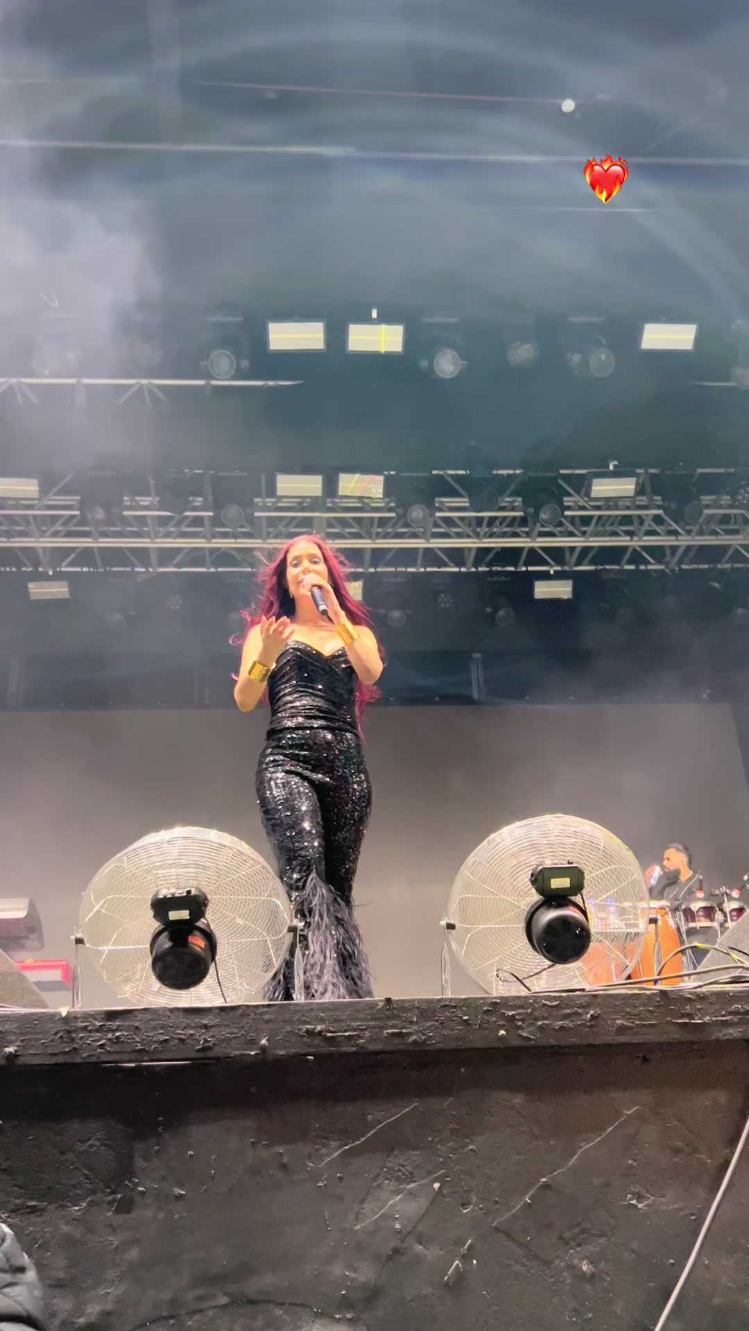 @⚡️La&iacute;s Spessoto⚡️