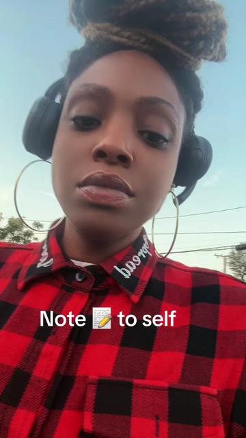 @queenderella1