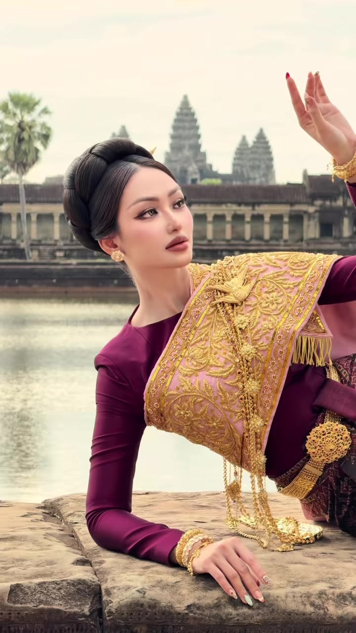 @M♾️KH🇰🇭