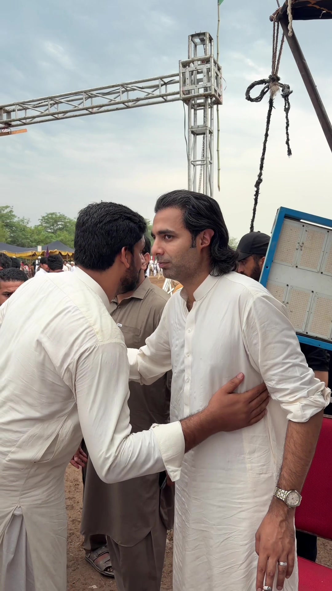 @RAJ BAKHTIAR GONDAL