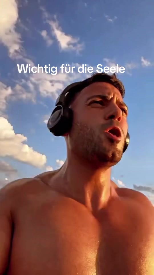 @Santi.Der.Schauspieler