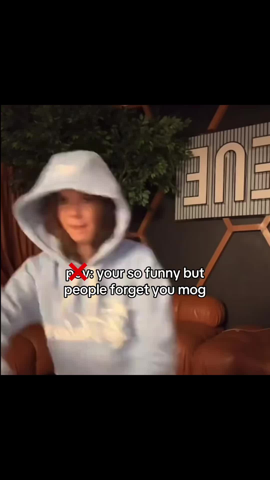 @𝑳𝑬𝑨𝑵𝑬