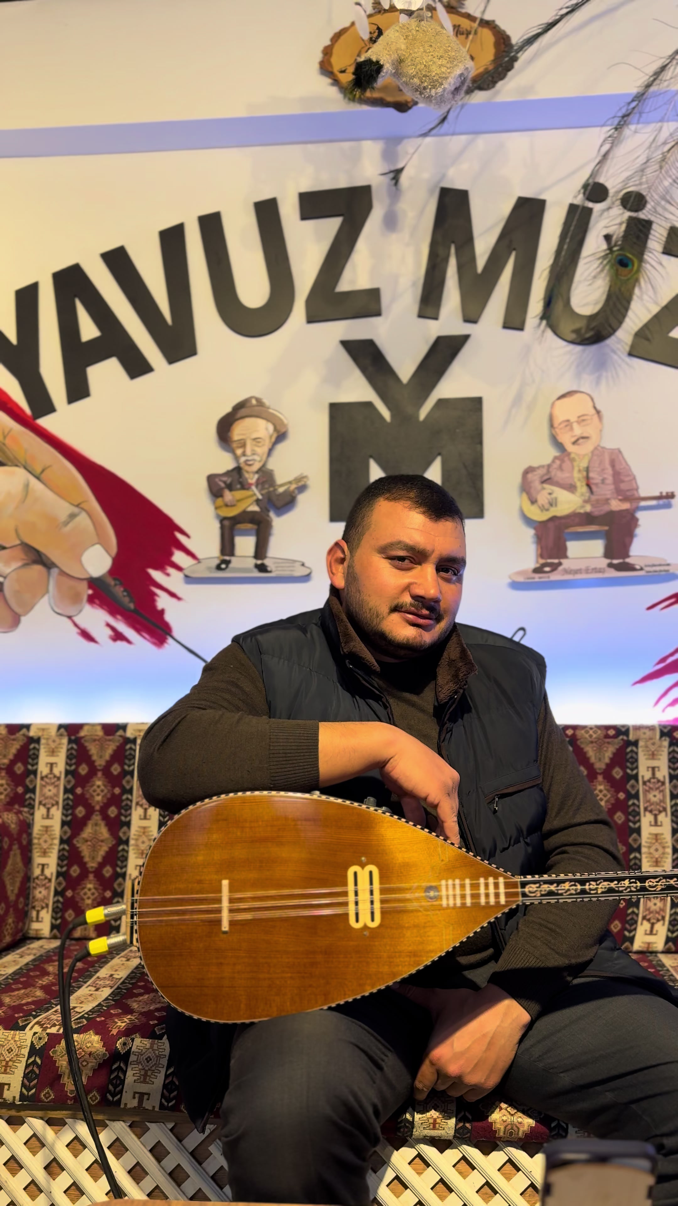@&Ouml;mer Yavuz