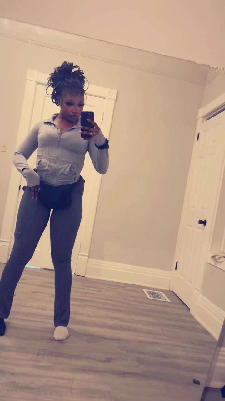 @N I N A