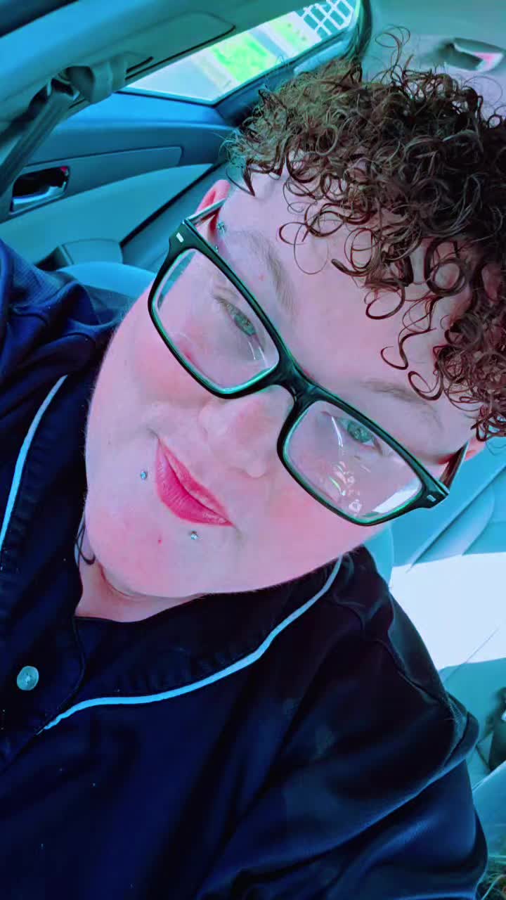 @KingSteph👑🤙🌈