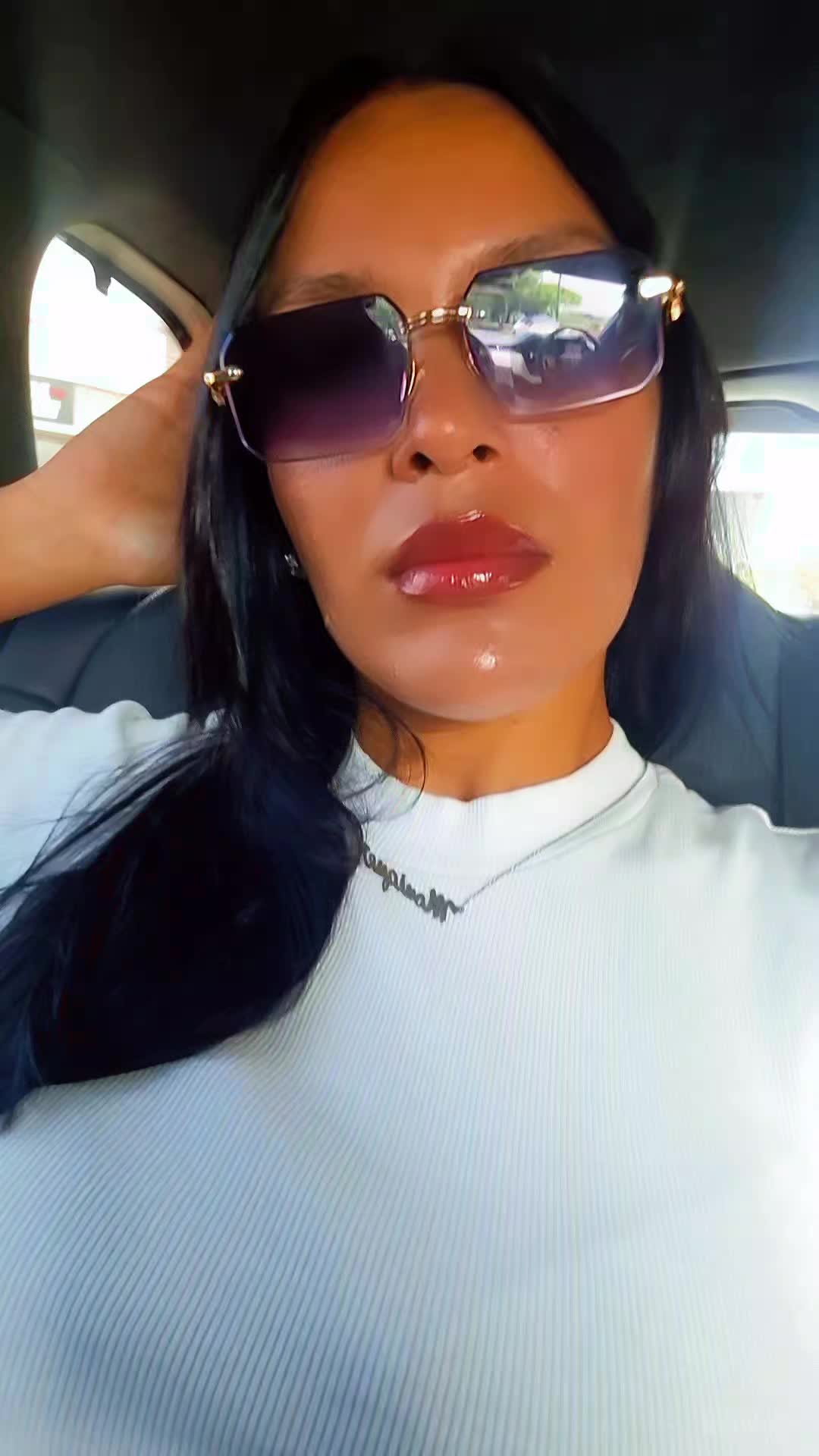 @moniquemullerofficial
