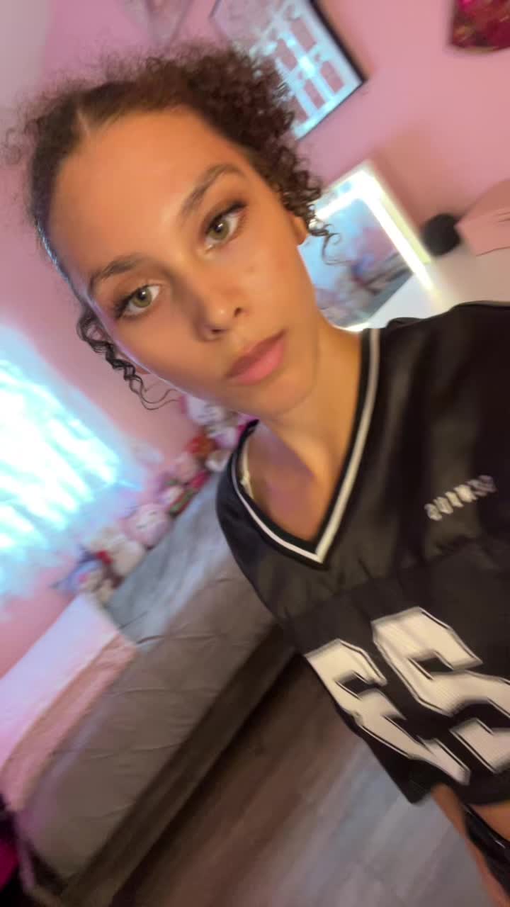 @𝑨𝒂𝒍𝒊𝒚𝒂𝒉 &hearts;︎&hearts;︎