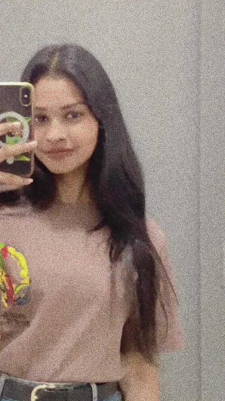 @𝗥𝗮𝘃𝗲𝗲𝘀𝗵𝗮 🦋