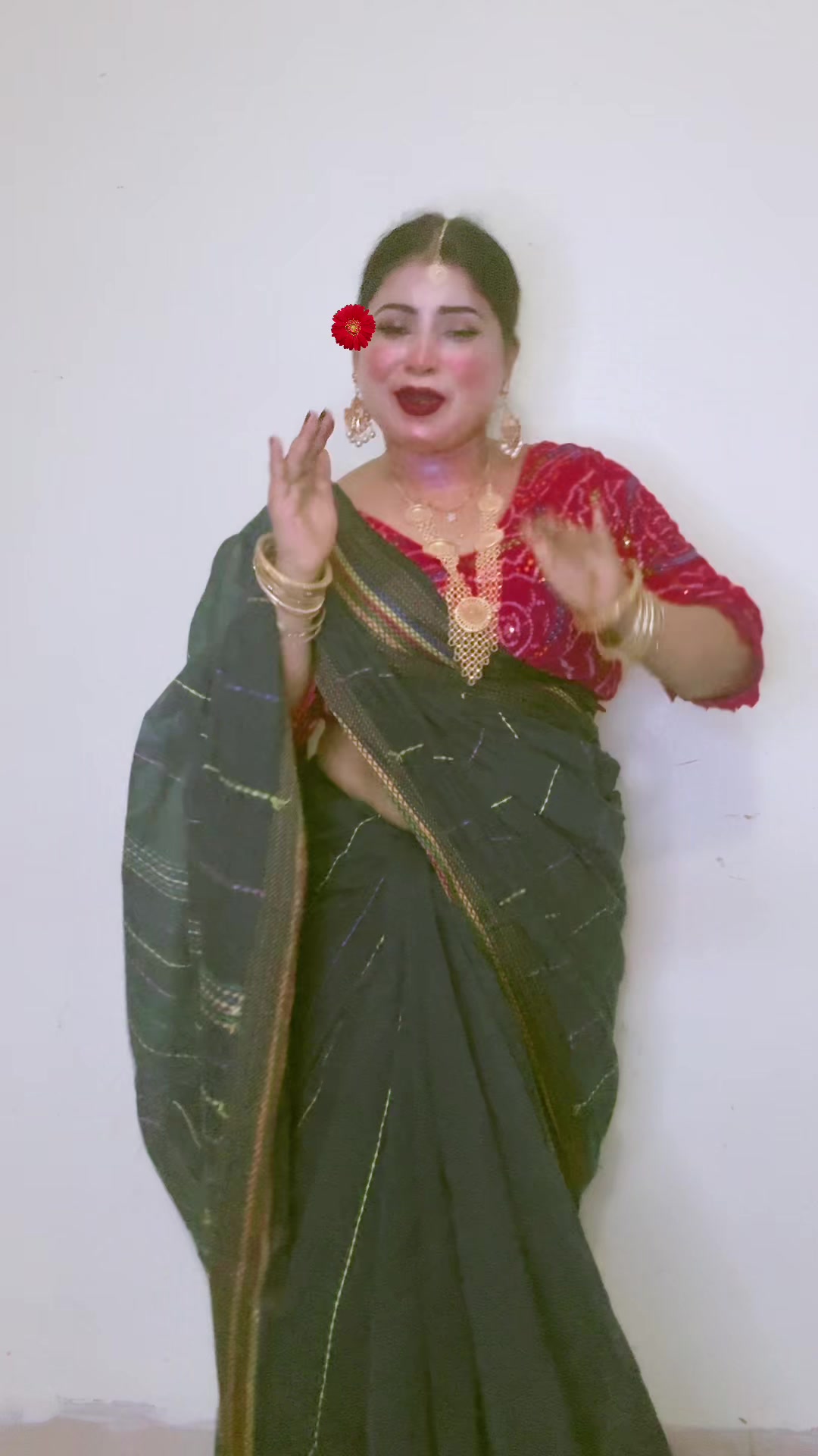@Sharmin Shila cream apađ