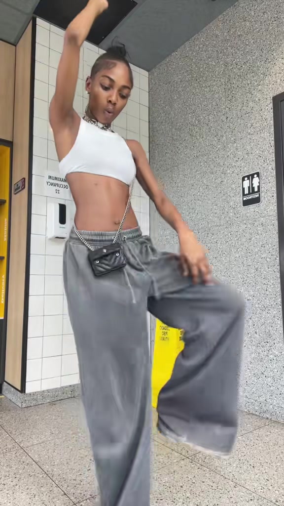 @khloeechristinaa_