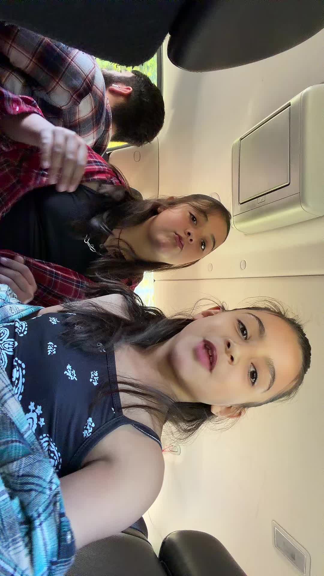 @thecarshowsistersandad