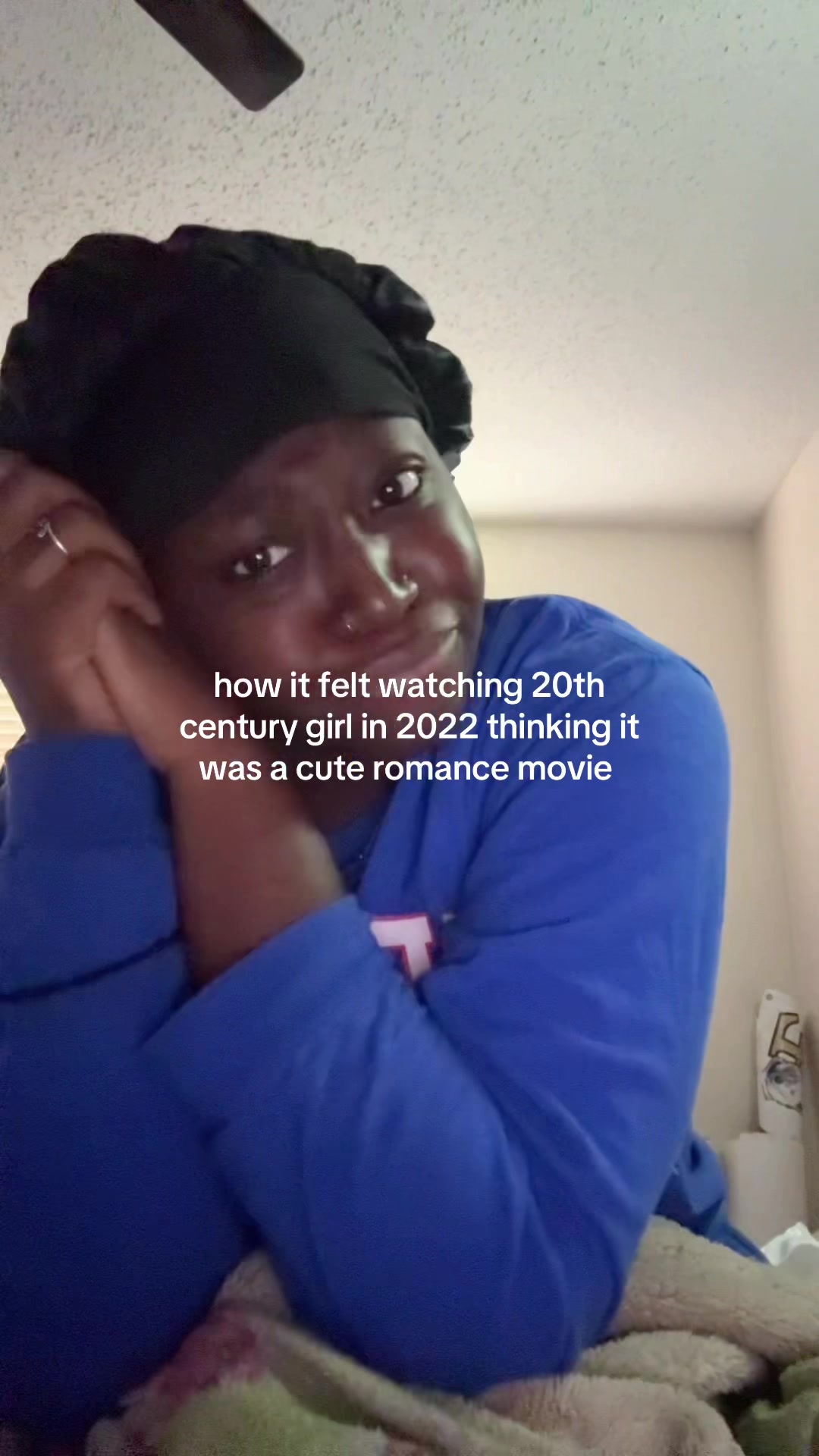 @julie⋆˙⟡