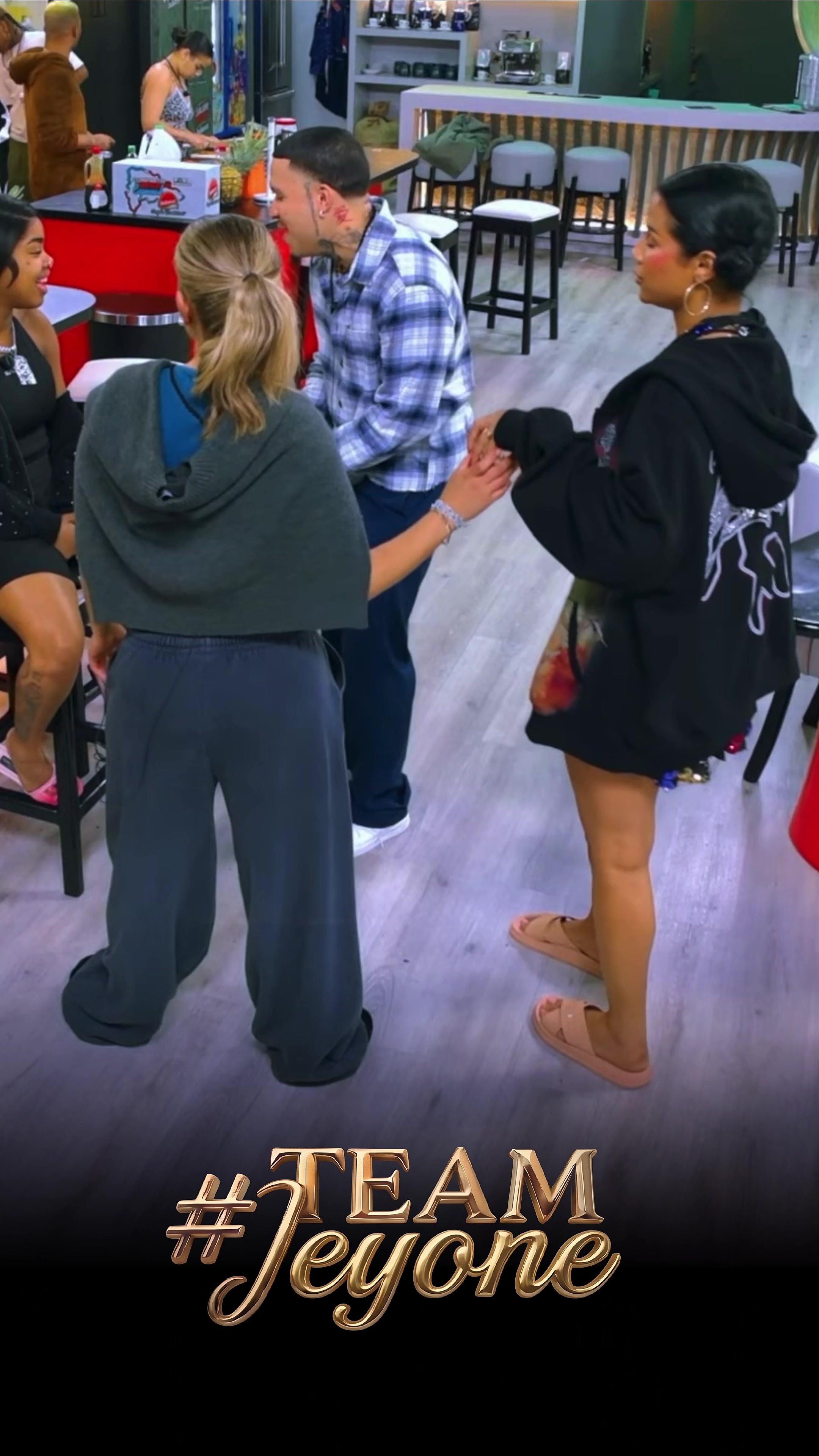 @JeyOne