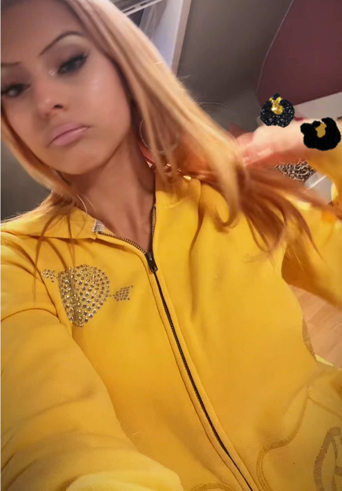 @Charly⭐️🍬🧁