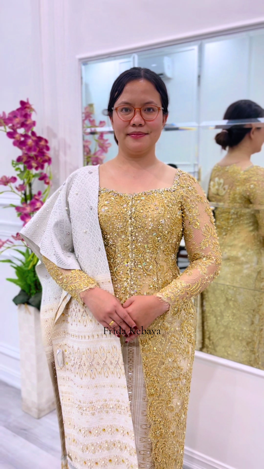 @Frida_Kebaya