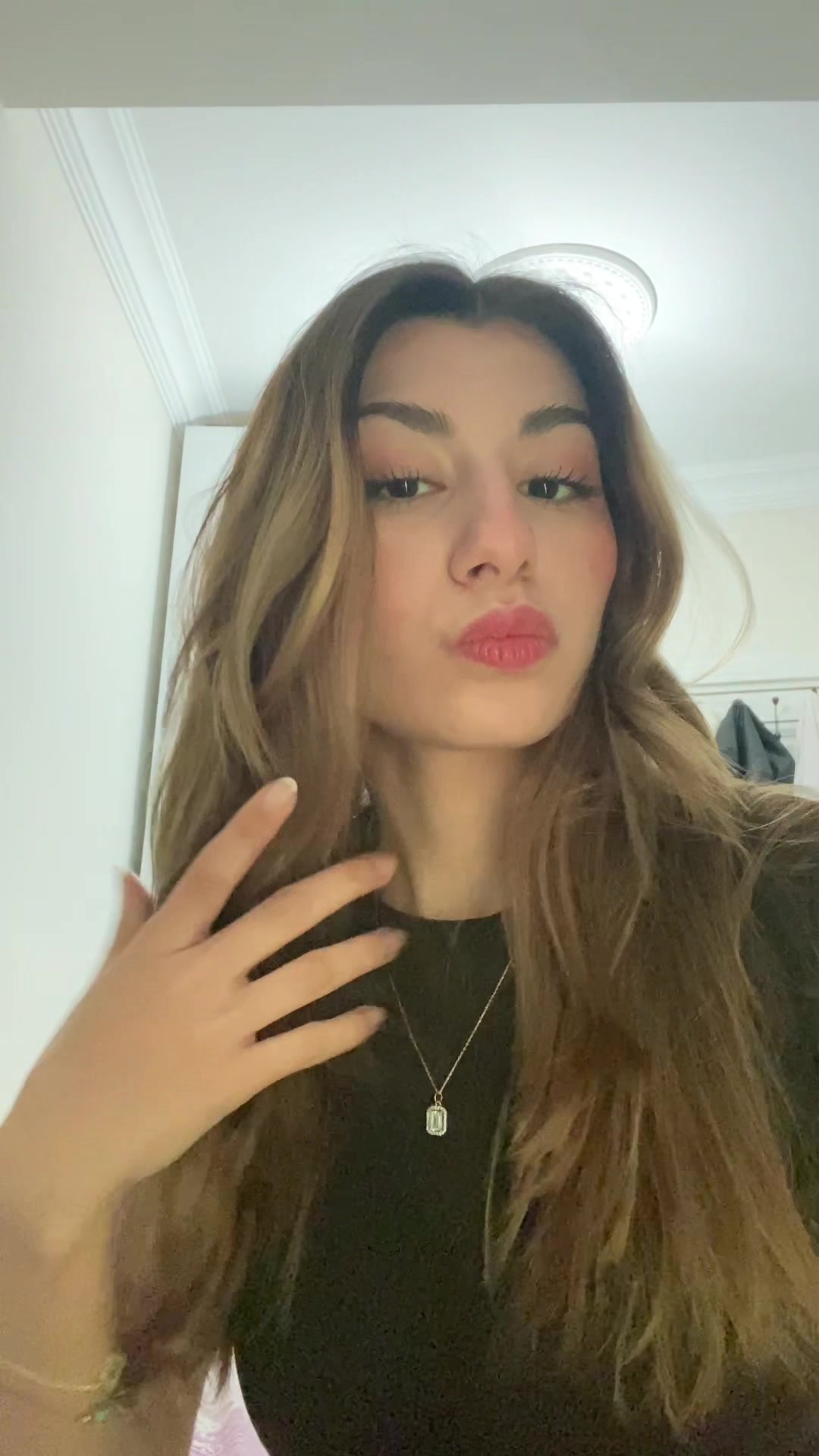 @Esmaa