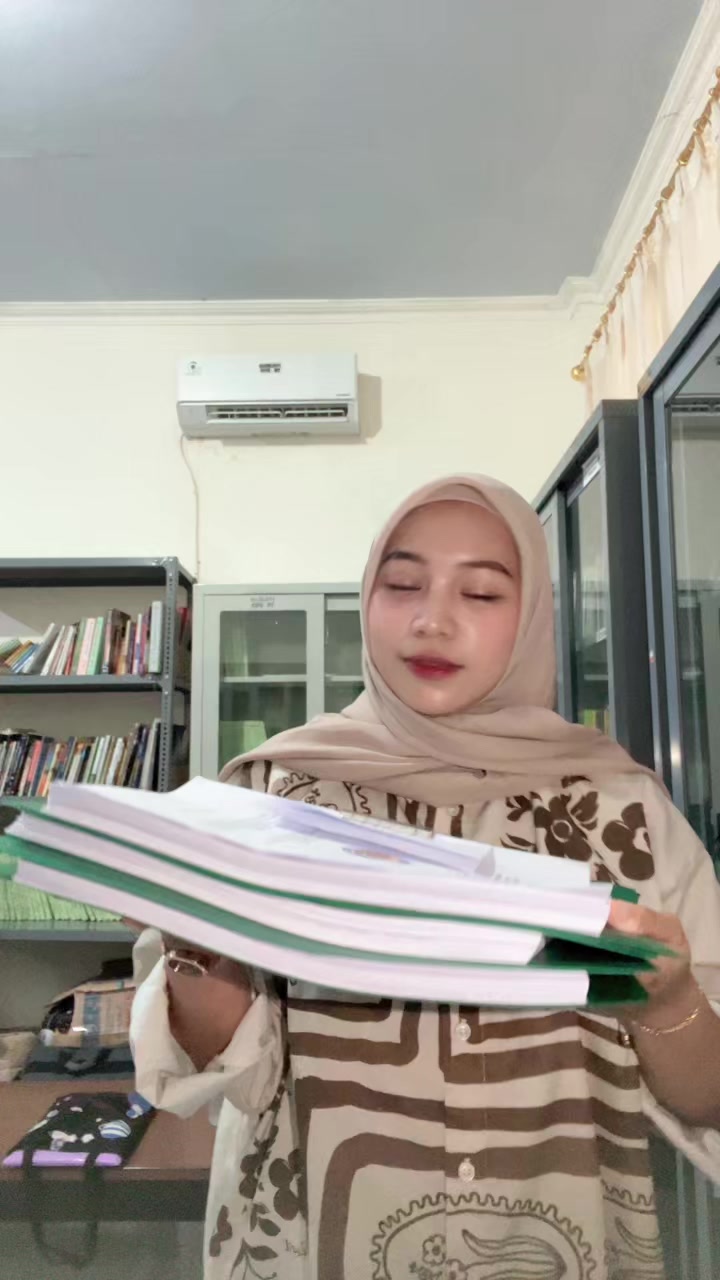 @Niyaa