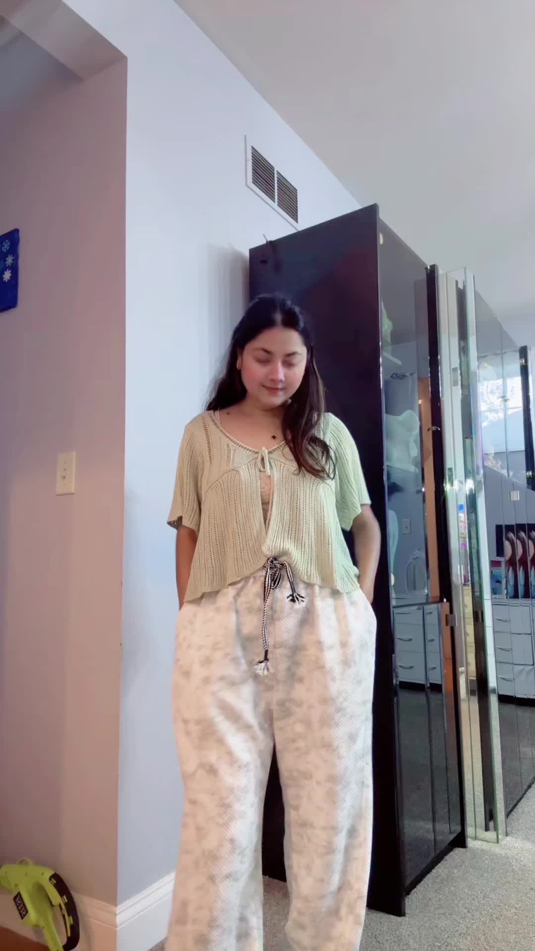 @Naina_🕊️🦋