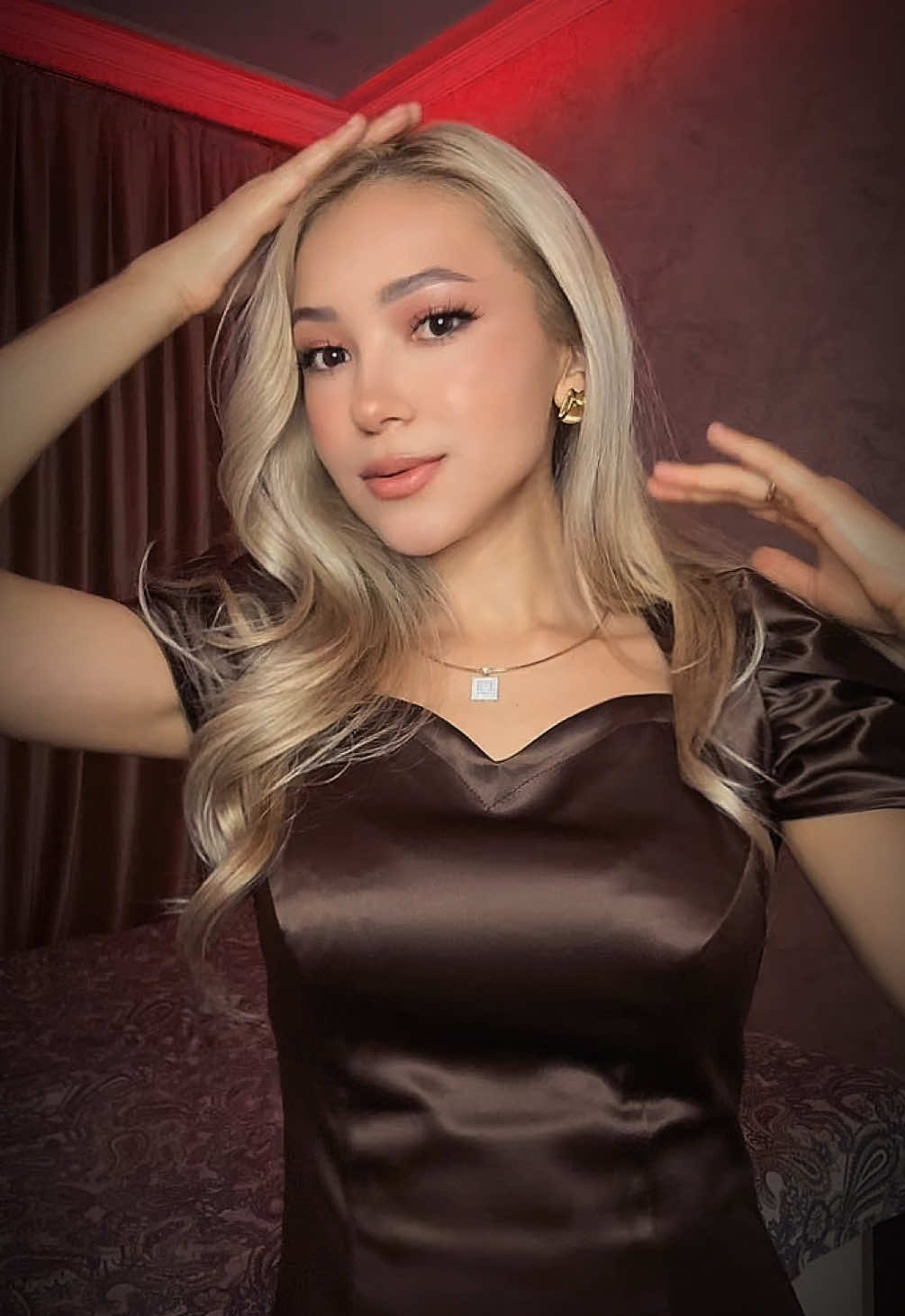 @eneshloren