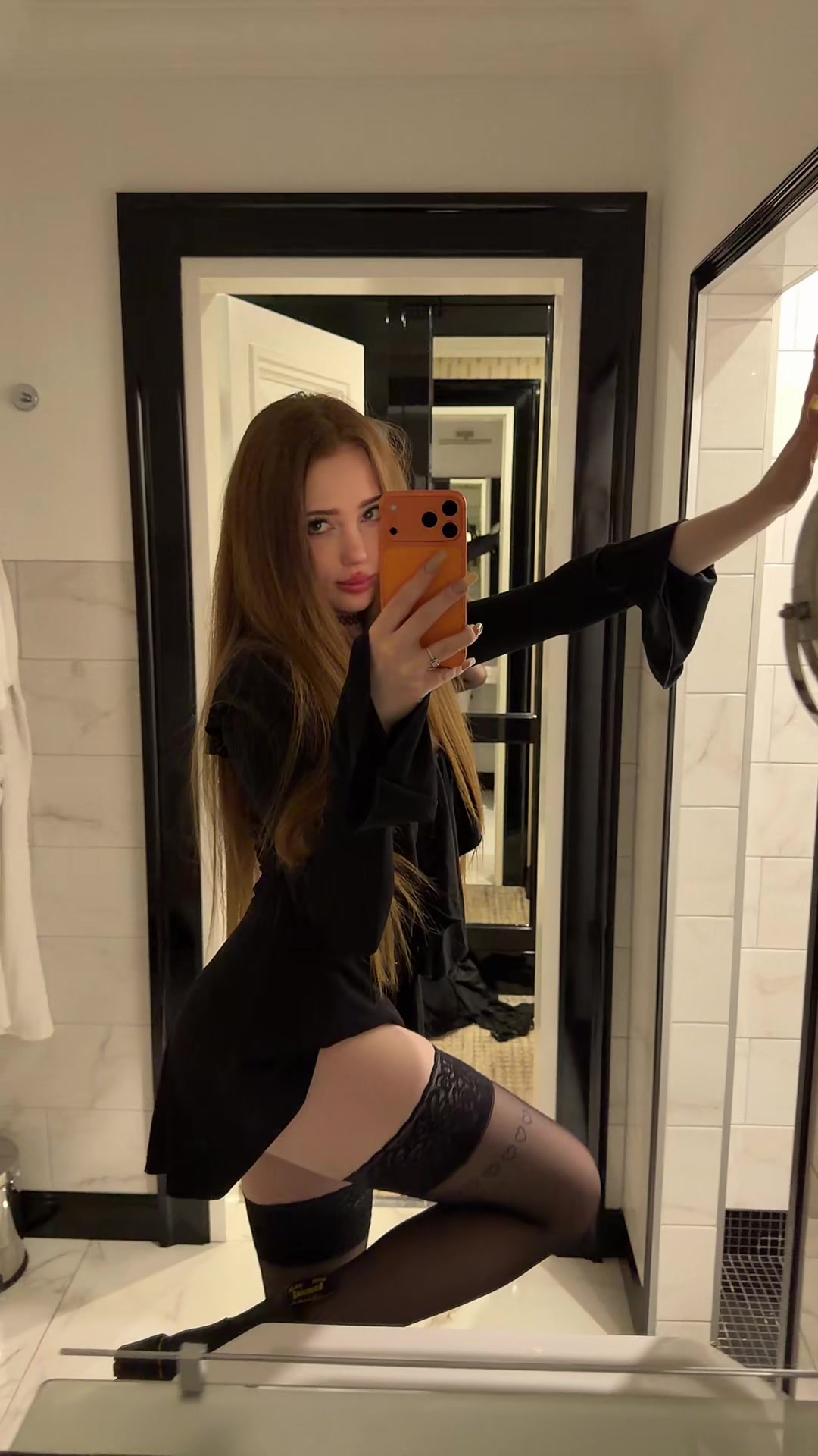 @coxifoxya