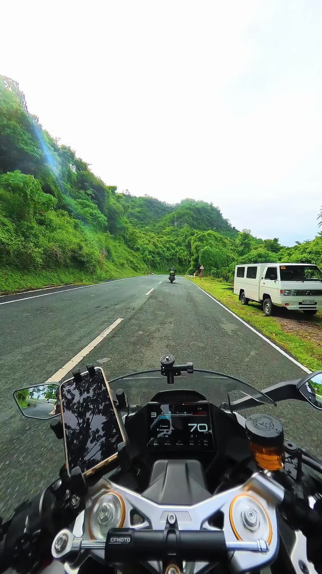 @MOTO Vincent