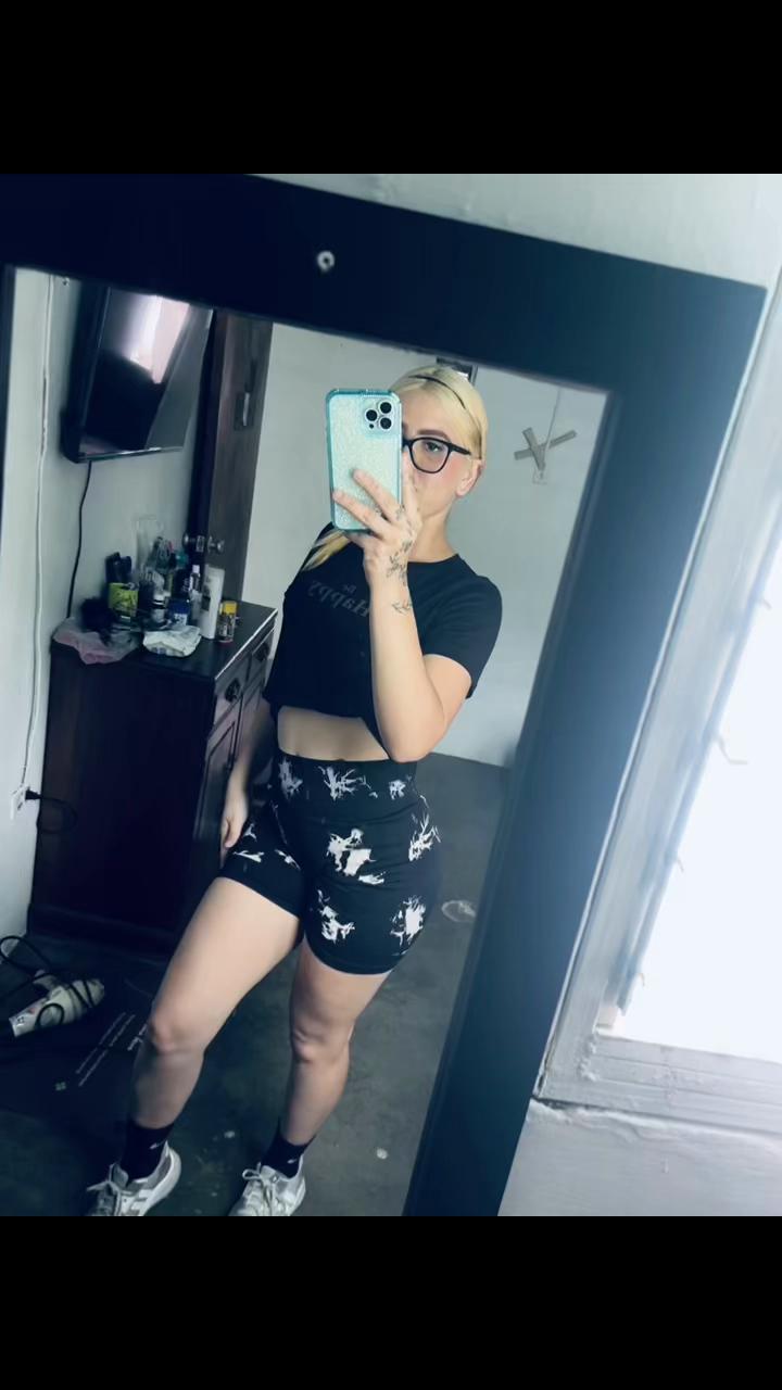 @vanessamarin
