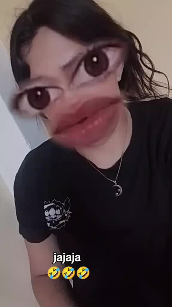 @nazarethflores.@01