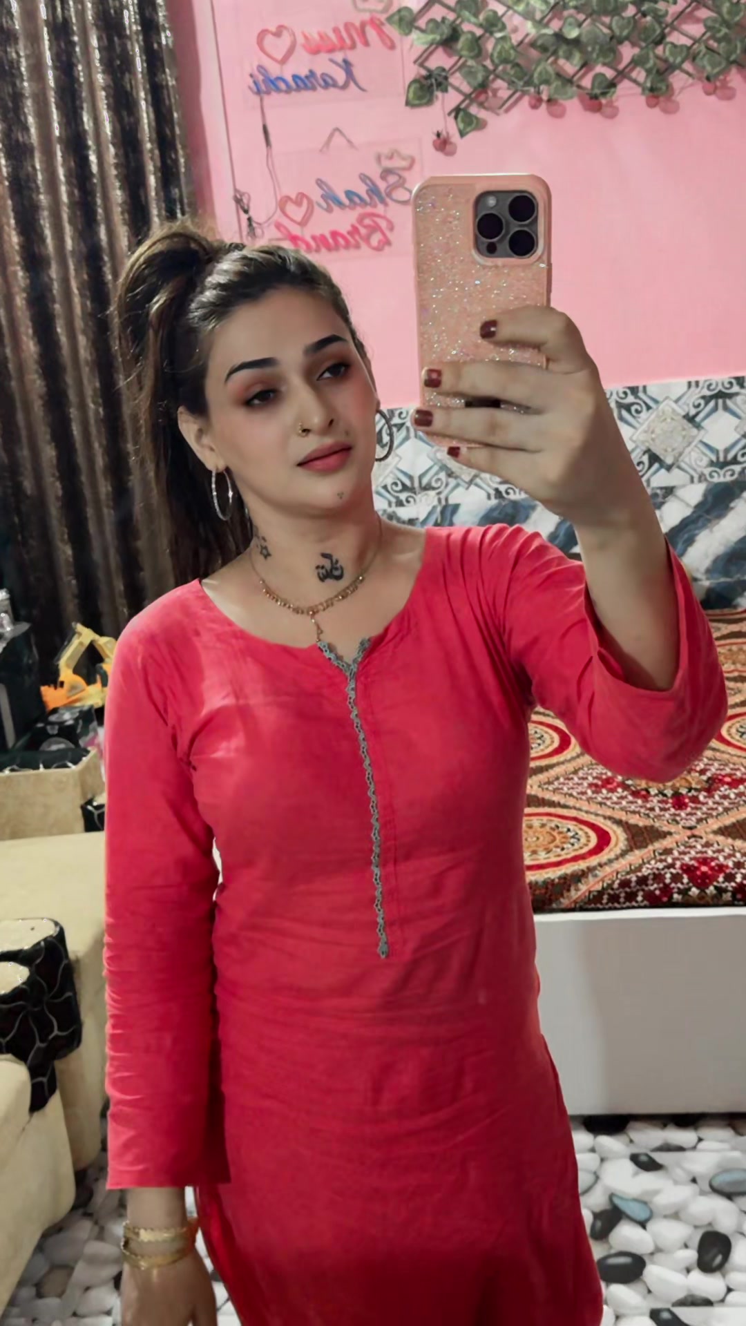 @Misses Karachi zindage