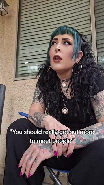 @niki_noxious
