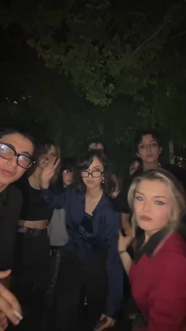 @VANIA