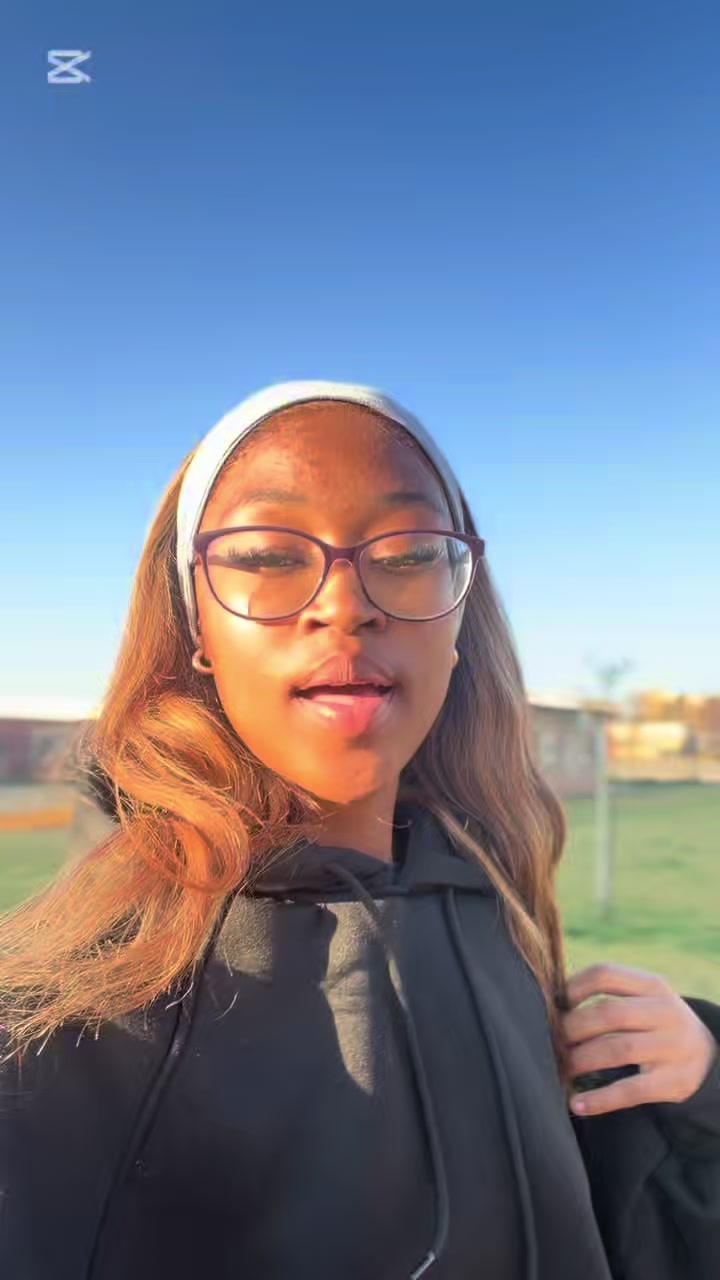 @Vee💕