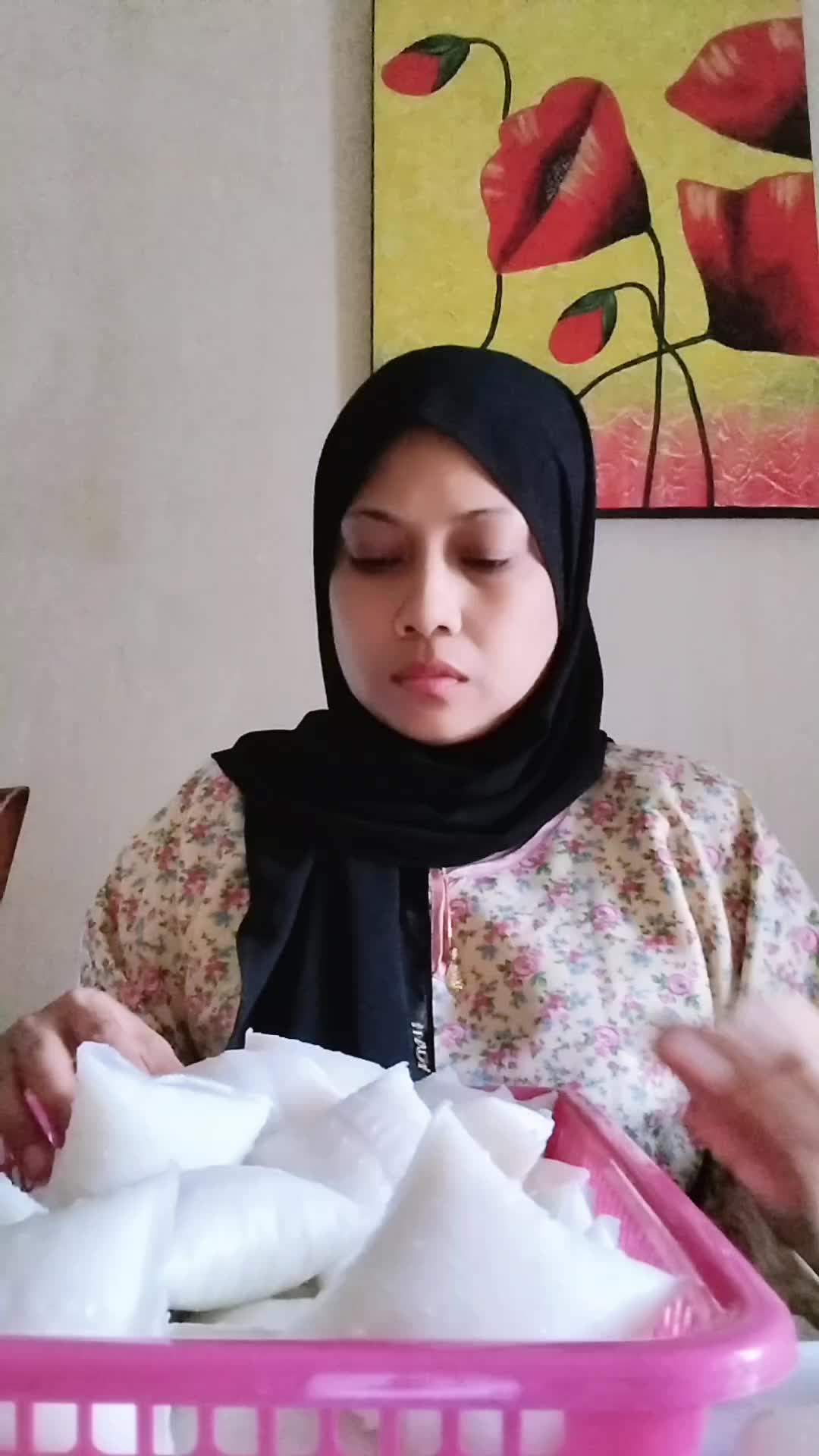 @mama_niss