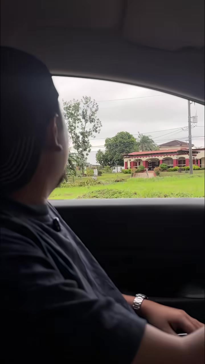 @MALUPIT0N 0FFICIAL