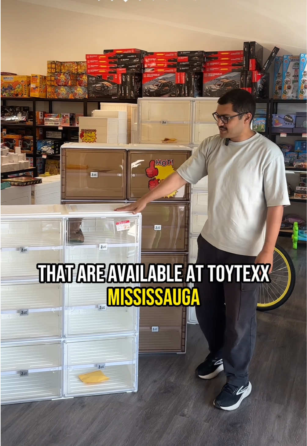 @ToyTexx Warehouse ๐จ๐ฆ