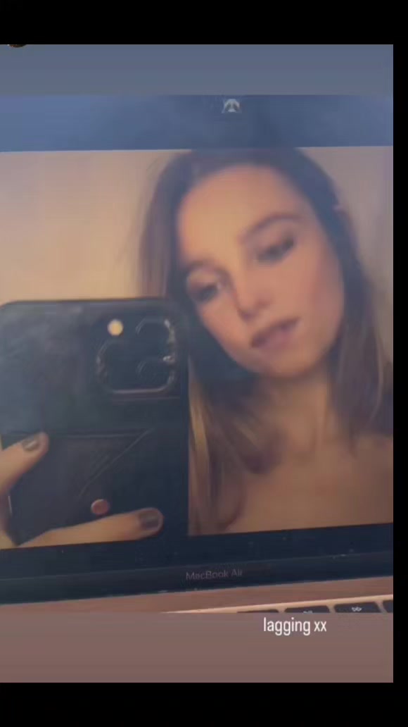 @anni