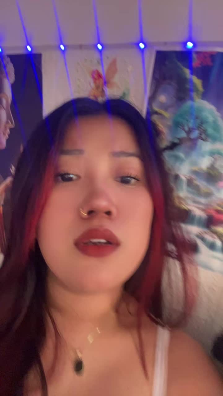 @Susmee Ťmz