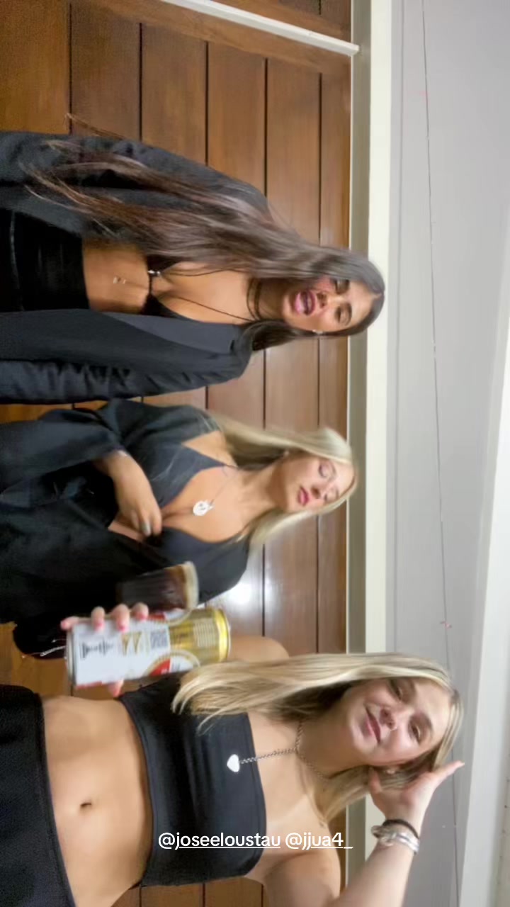 @_lolacastt