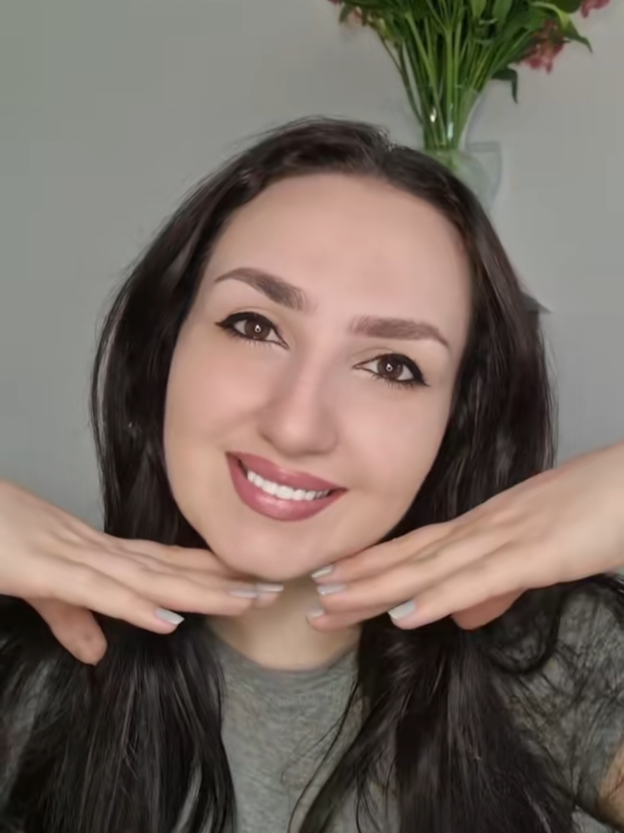 @Anna | Muradi