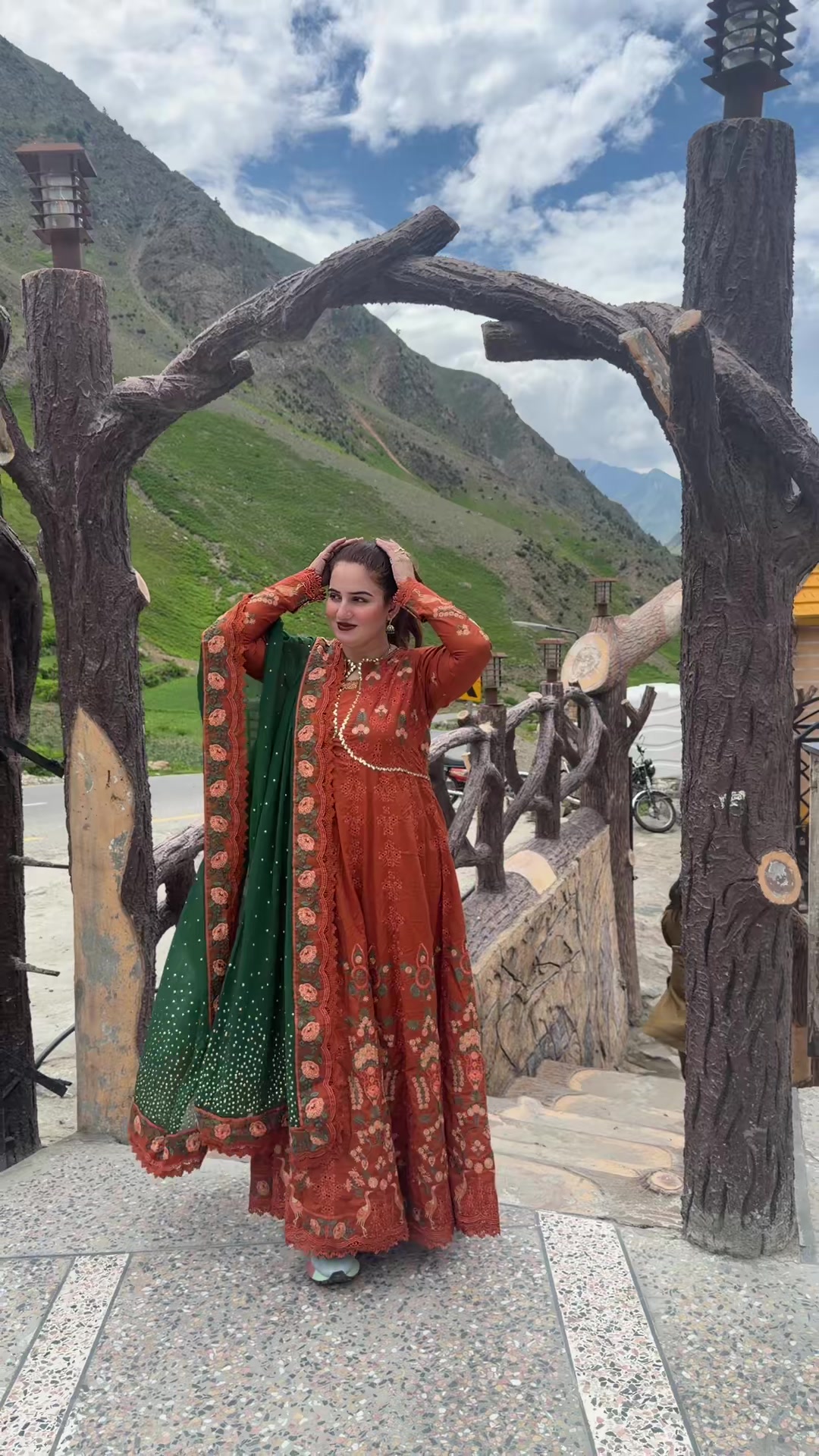 @Sumbal khan gee