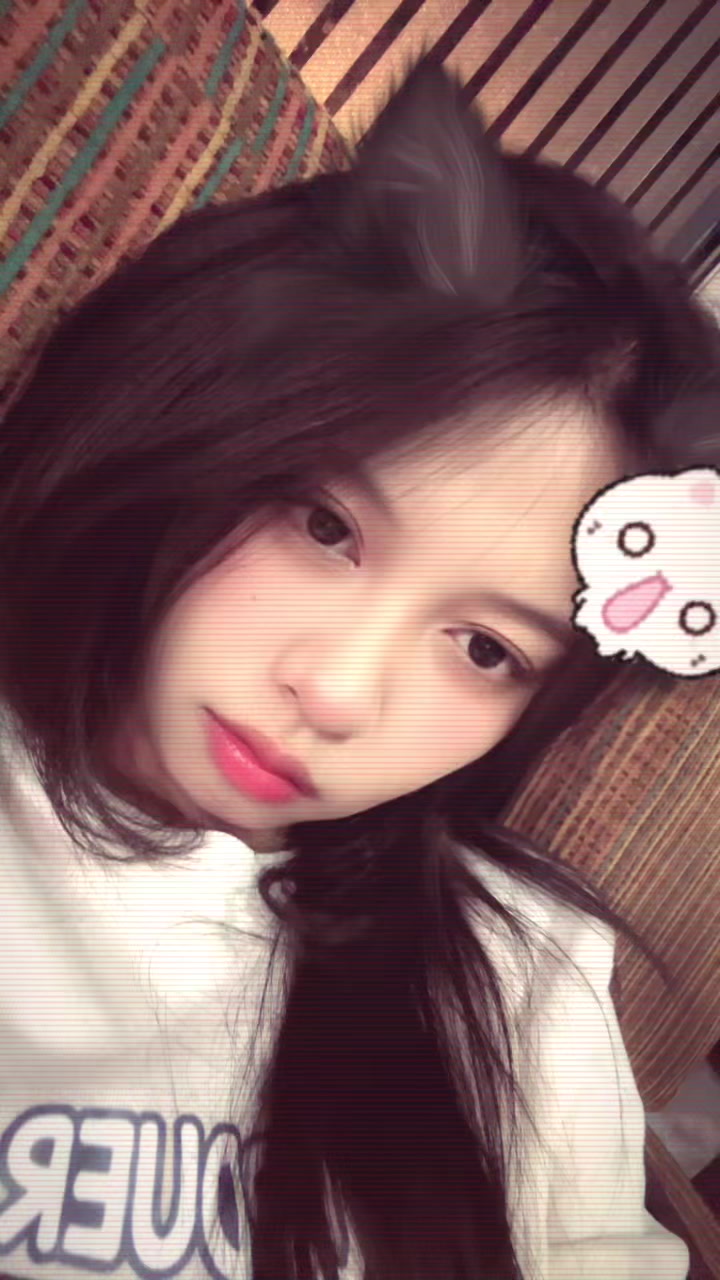@หญิง Lee