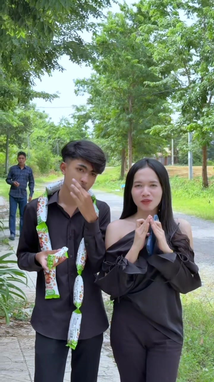 @ចំបុី