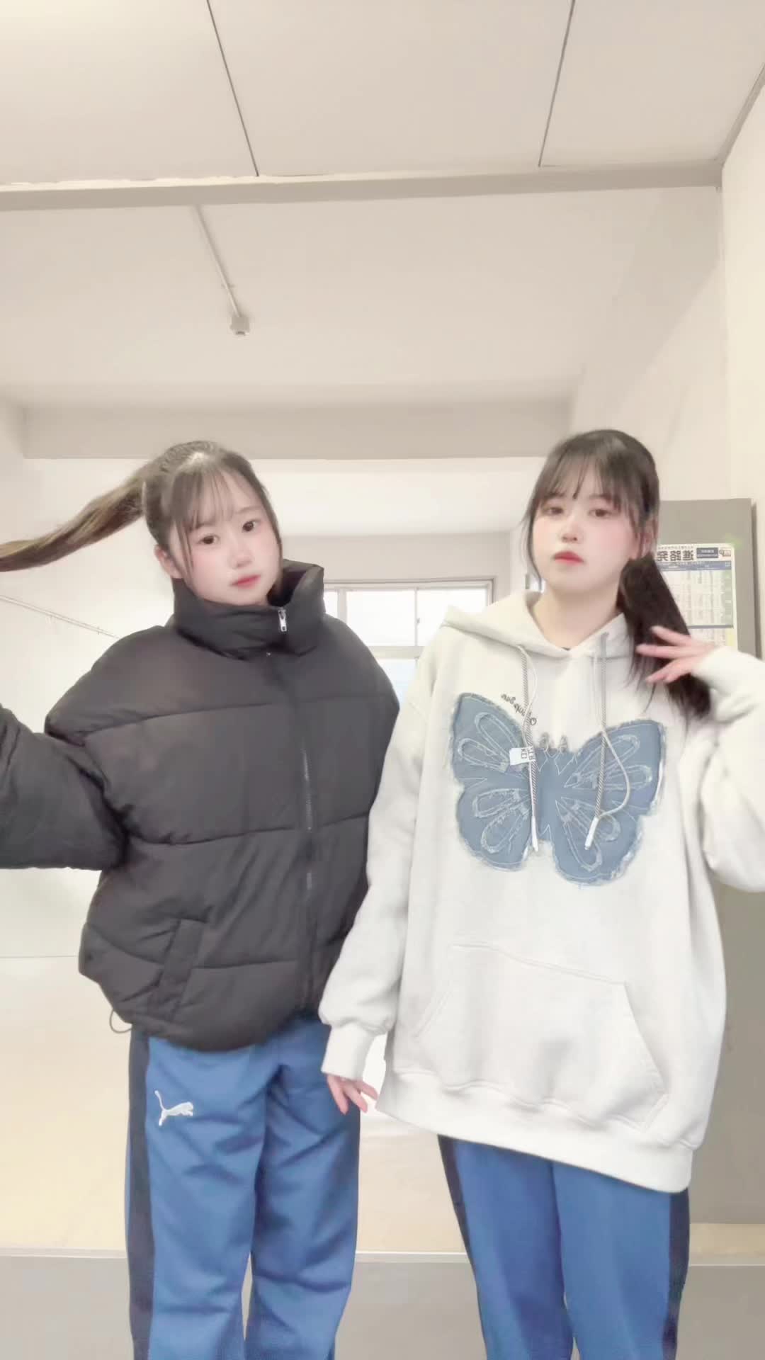 @ゆい