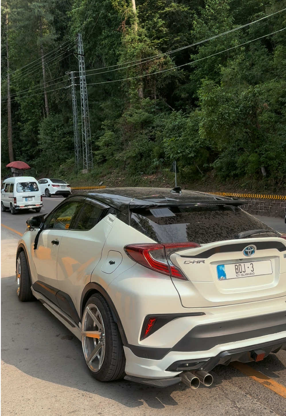 @ZEE._♛