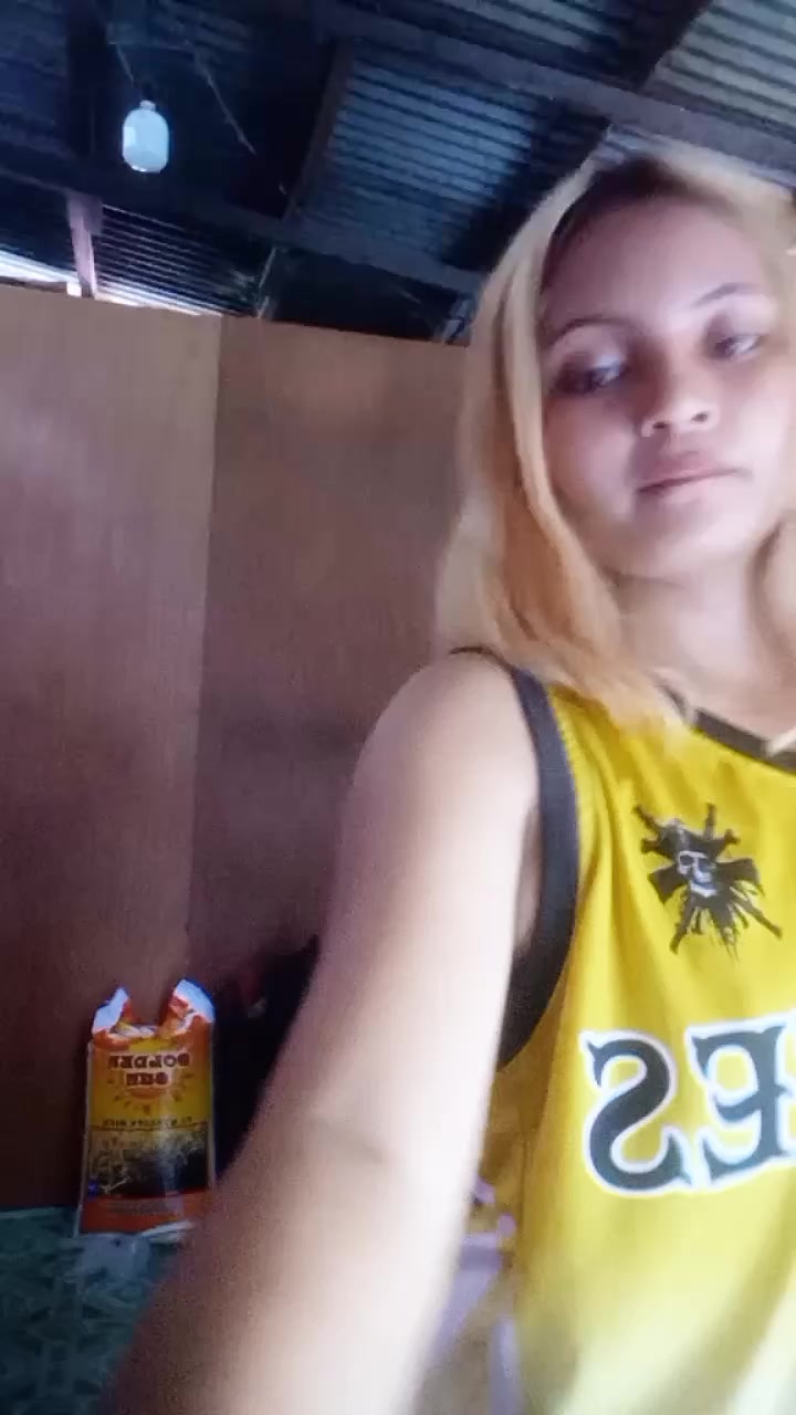 @Mae..